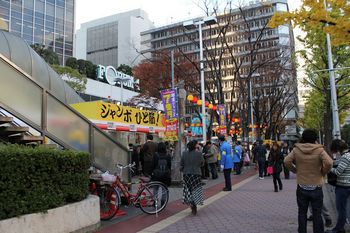 shin-umeda_city_2013-11_03.jpg